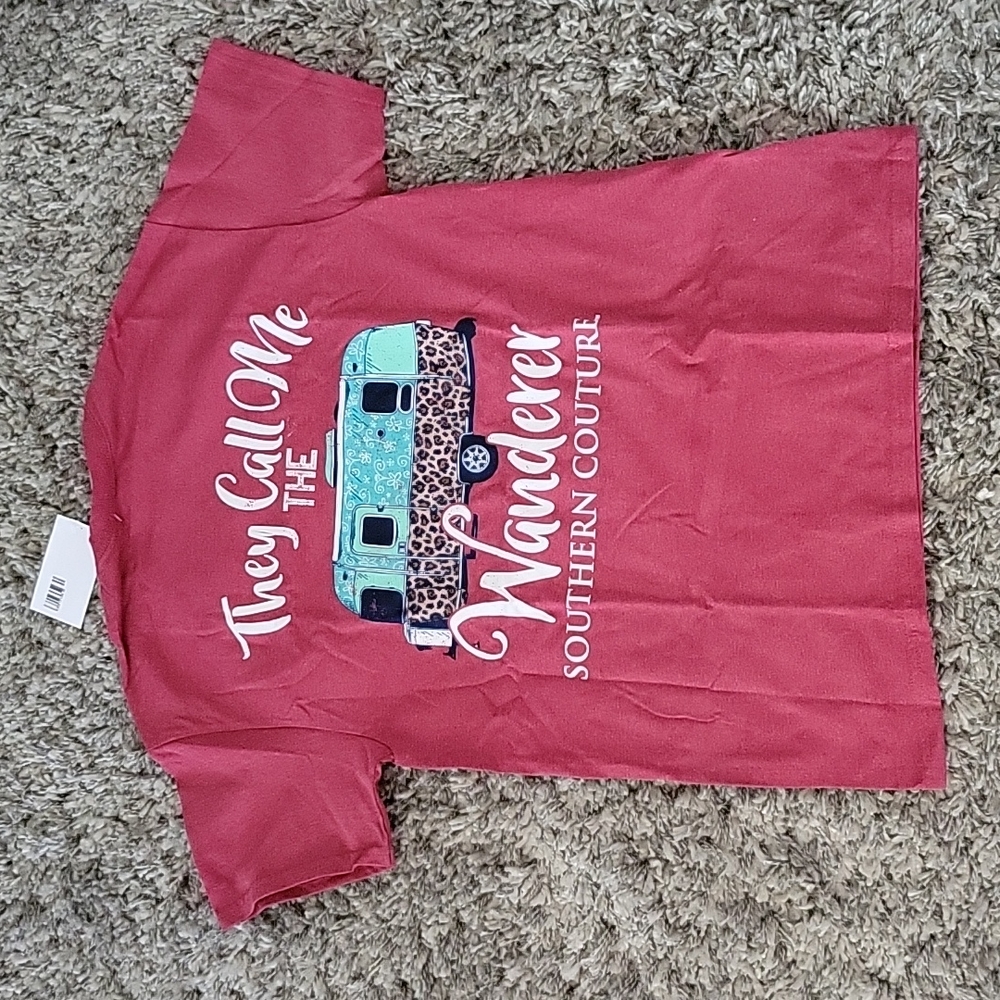 NWT Southern Couture Wanderer tshirt size Medium
